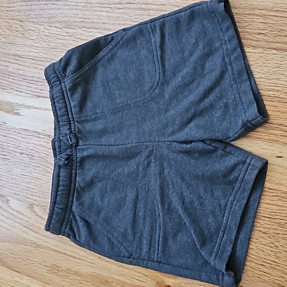 Toddler Boy Shorts 3T Bundle - Picture 3 of 6